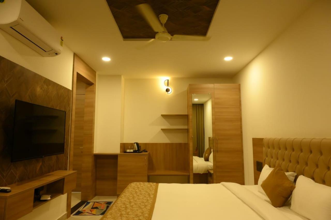 Shrreyas Inn Boarding & Lodging Kundapura Buitenkant foto