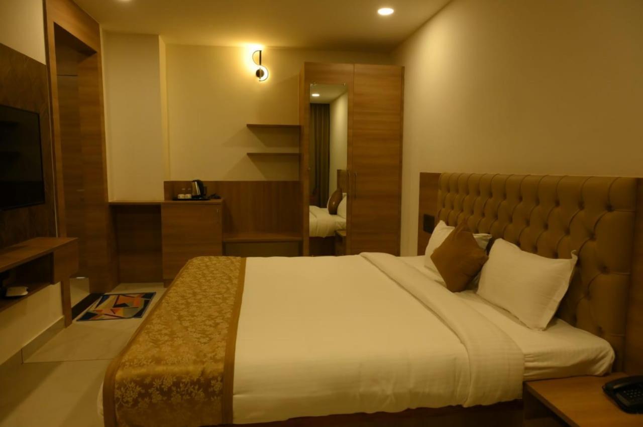 Shrreyas Inn Boarding & Lodging Kundapura Buitenkant foto